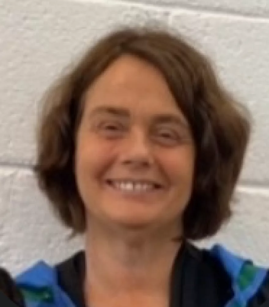 Ms Siobhan Wall